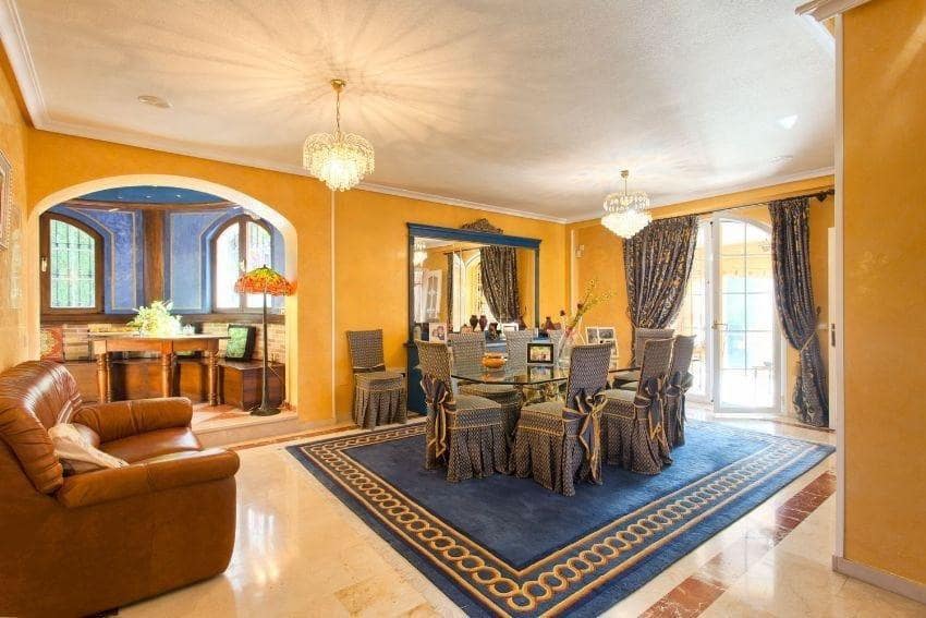 4 soveværelse Villa til salg i Torrequebrada med swimmingpool garage - € 1.750.000 (Ref: 8108903)