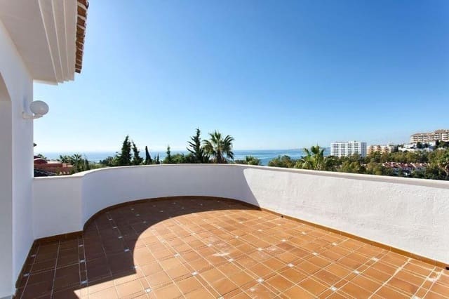 4 sypialnia Willa na sprzedaż w Torrequebrada, Benalmádena z basenem garażem - 1 750 000 € (Ref: 8108903)