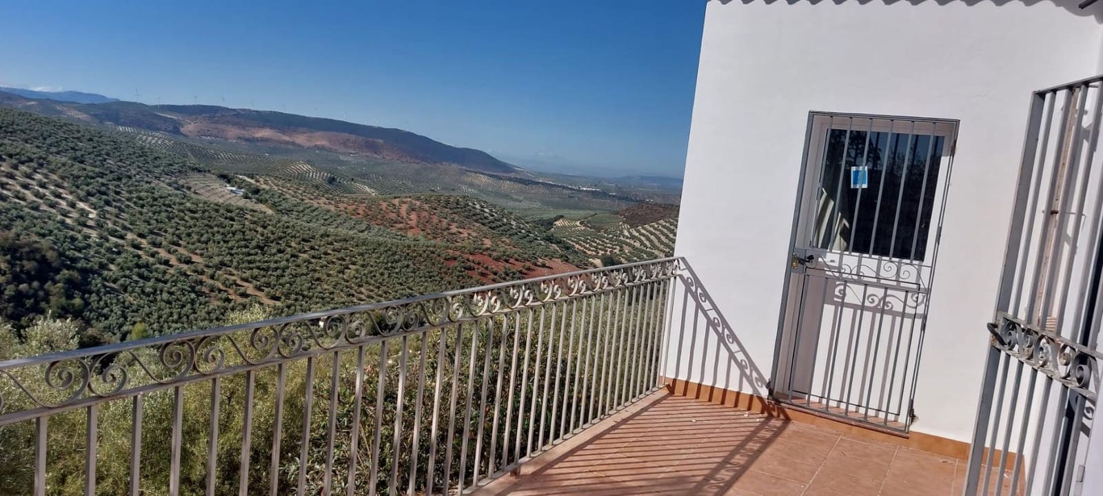 4 sypialnia Willa na sprzedaż w Villanueva de Algaidas z basenem - 157 000 € (Ref: 8108928)