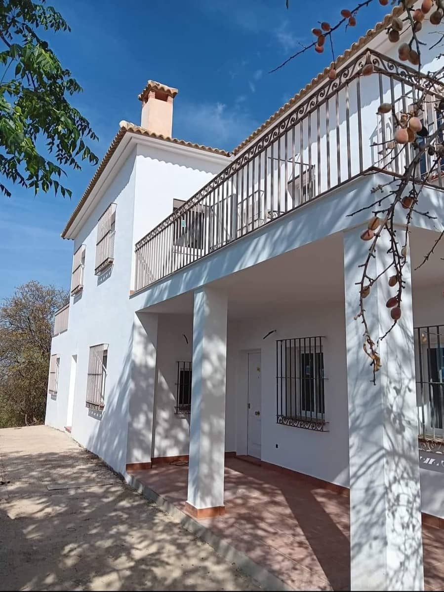 4 sypialnia Willa na sprzedaż w Villanueva de Algaidas z basenem - 157 000 € (Ref: 8108928)