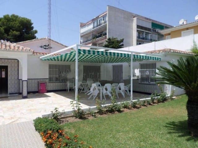 4 sovrum Villa till salu i Puerto Marina, Benalmádena med pool garage - 1 150 000 € (Ref: 8108935)