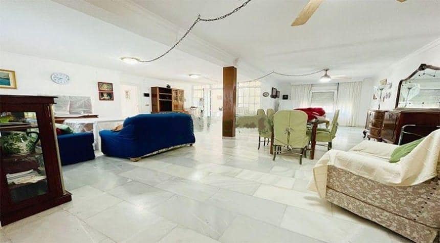 4 quarto Moradia para venda em Benalmadena com piscina garagem - 1 150 000 € (Ref: 8108935)