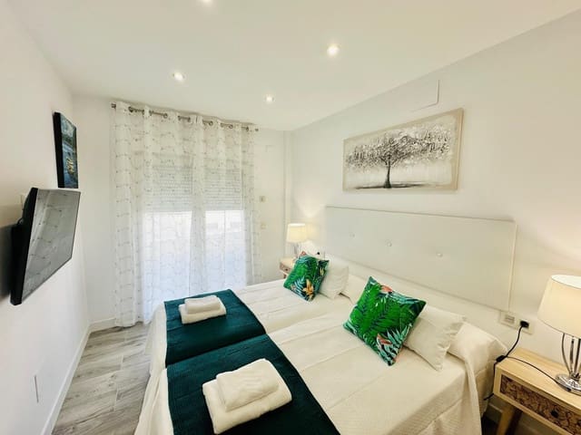 Lejlighed til salg i Puerto Marina, Benalmádena - € 285.000 (Ref: 8108936)