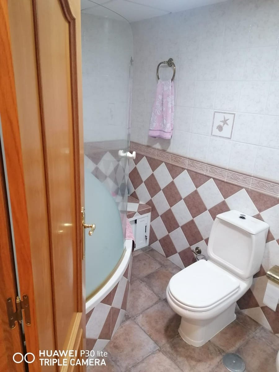 4 slaapkamer Appartement te koop in Benalmadena Costa met zwembad garage - € 680.000 (Ref: 8108955)