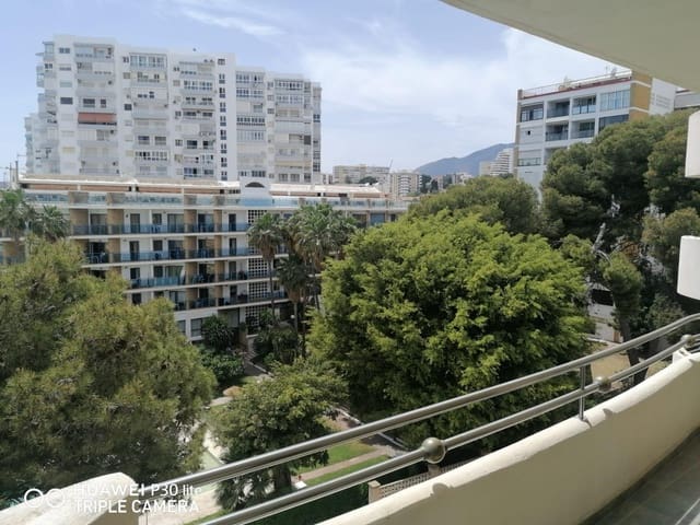 4 chambre Appartement à vendre à Benalmadena Costa, Benalmádena avec piscine garage - 680 000 € (Ref: 8108955)