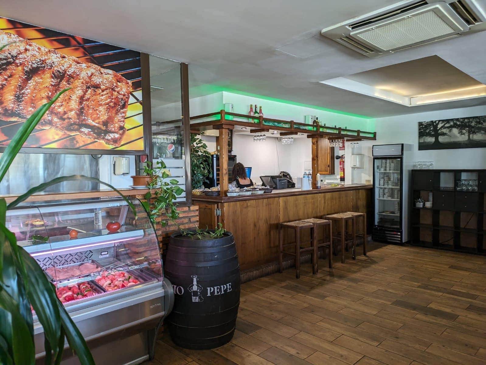 Erhverv til salg i Torremolinos - € 690.000 (Ref: 8108957)