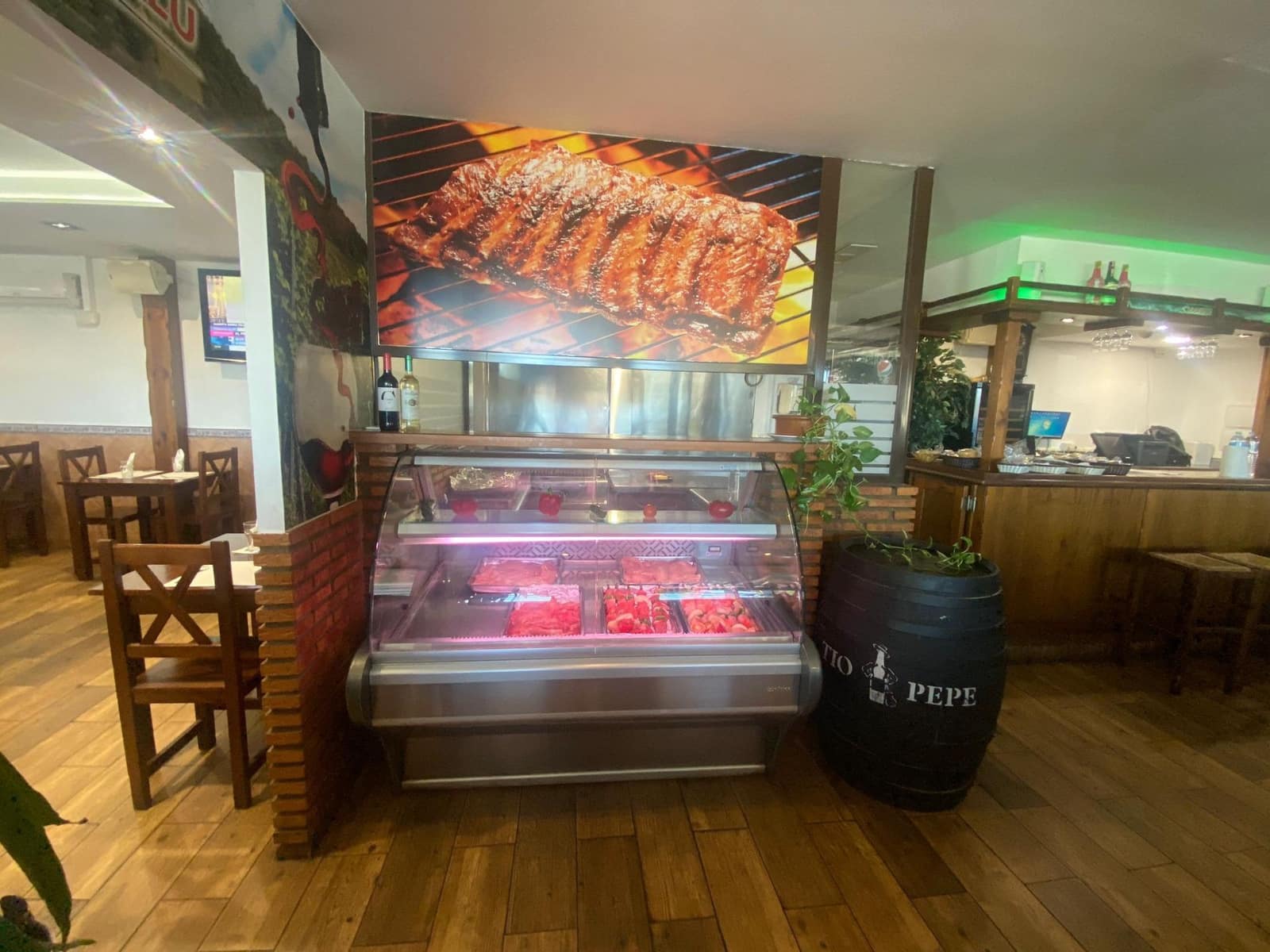 Erhverv til salg i Torremolinos - € 690.000 (Ref: 8108957)