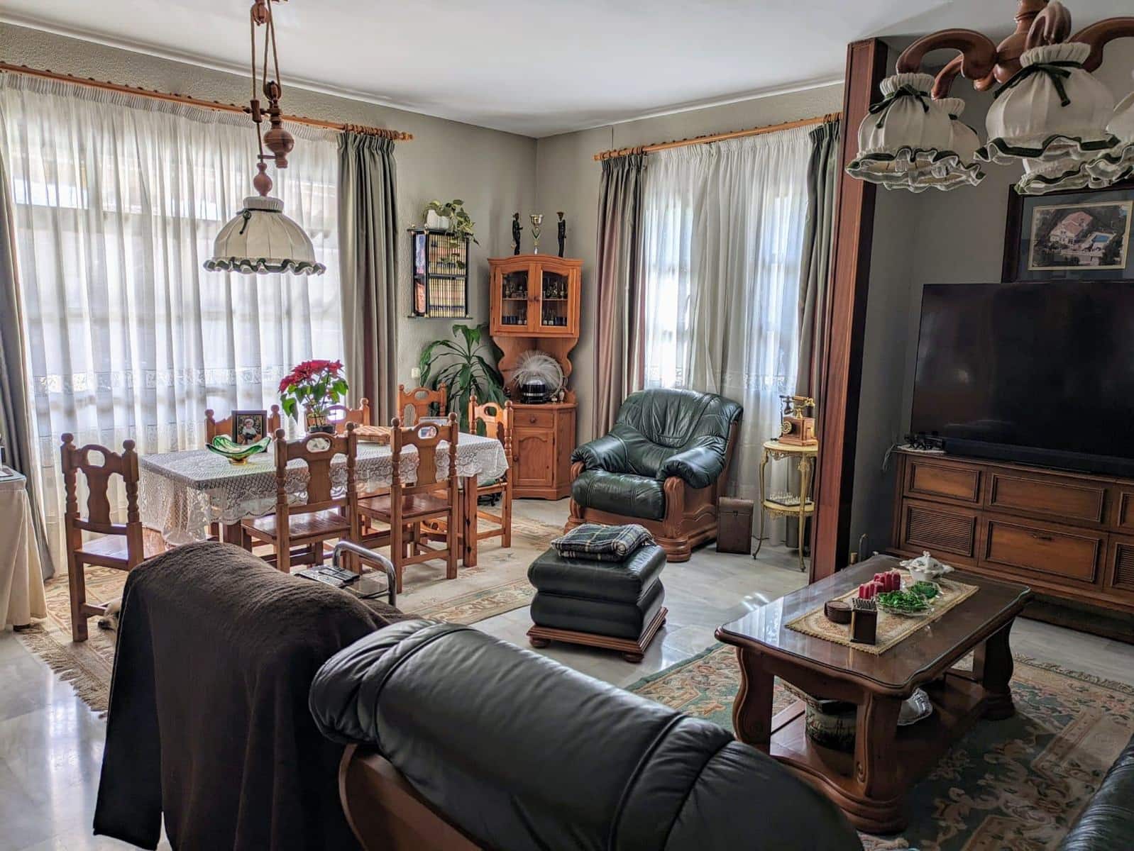 5 sypialnia Willa na sprzedaż w Benalmadena z basenem garażem - 950 000 € (Ref: 8108977)