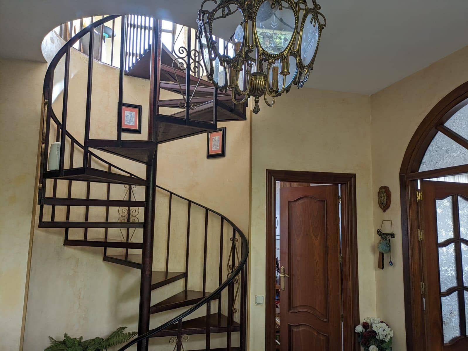 5 sypialnia Willa na sprzedaż w Benalmadena z basenem garażem - 950 000 € (Ref: 8108977)