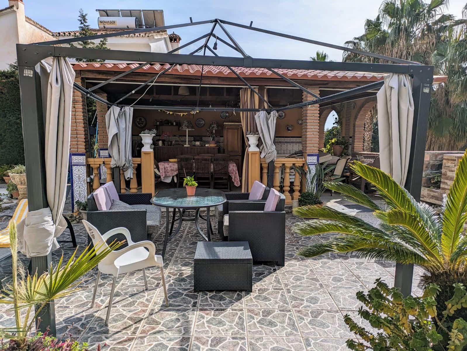 5 sypialnia Willa na sprzedaż w Benalmadena z basenem garażem - 950 000 € (Ref: 8108977)