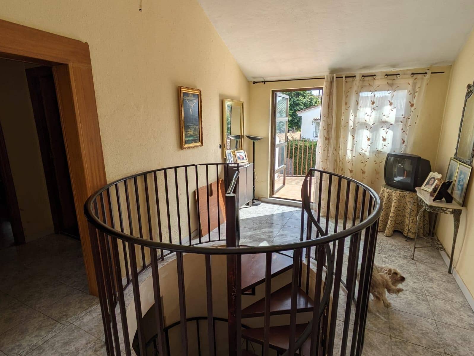 5 sypialnia Willa na sprzedaż w Benalmadena z basenem garażem - 950 000 € (Ref: 8108977)