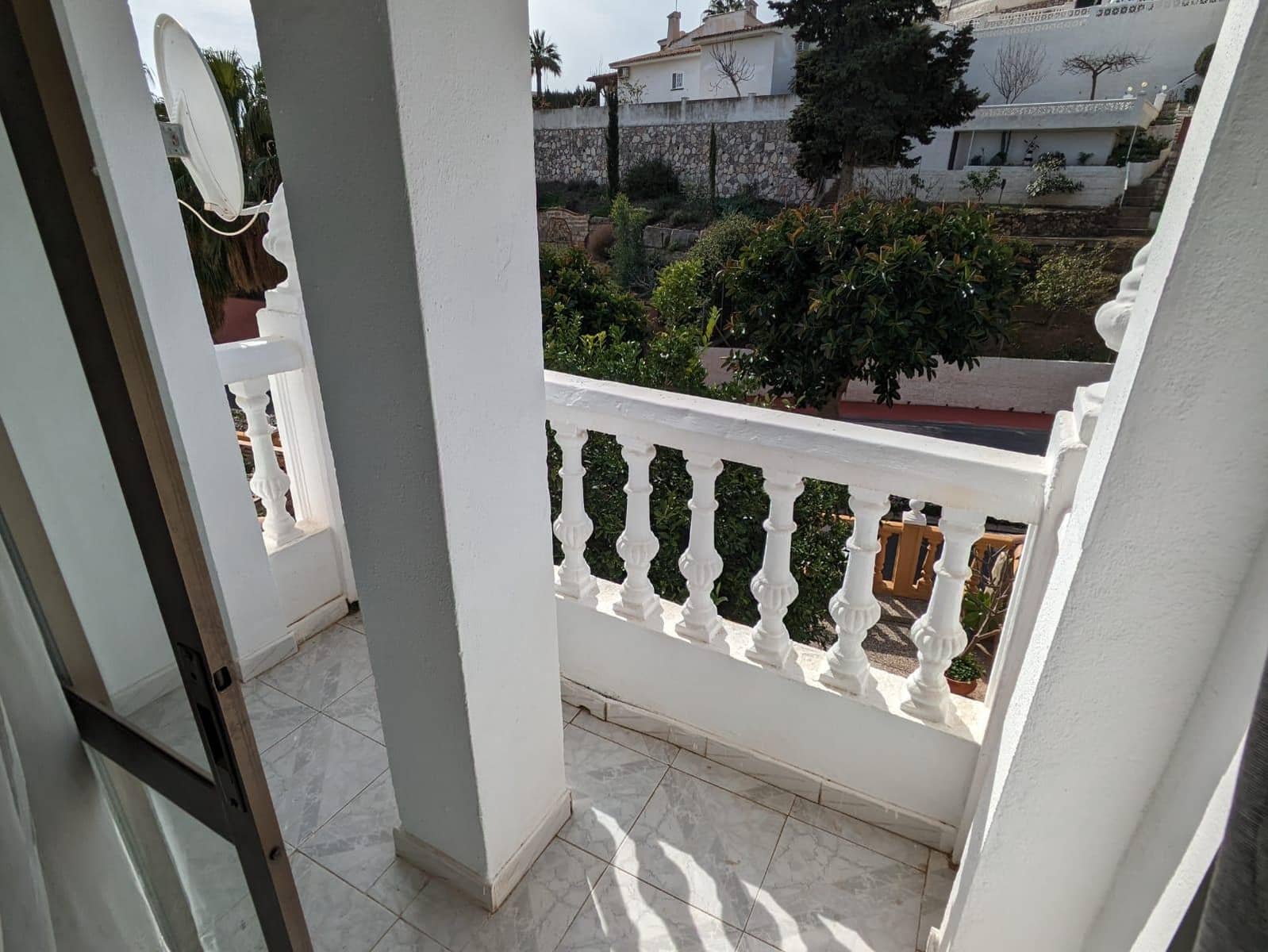 5 sypialnia Willa na sprzedaż w Benalmadena z basenem garażem - 950 000 € (Ref: 8108977)