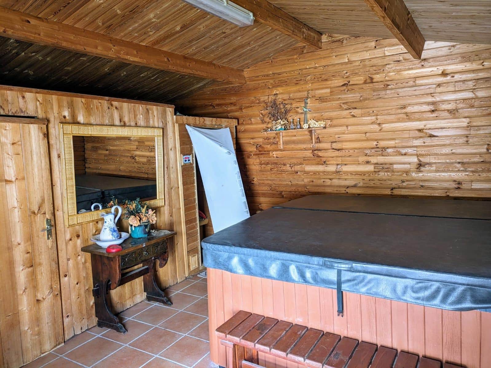 5 sypialnia Willa na sprzedaż w Benalmadena z basenem garażem - 950 000 € (Ref: 8108977)