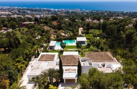 7 sypialnia Willa na sprzedaż w Sierra Blanca, Marbella z basenem garażem - 17 950 000 € (Ref: 8109617)