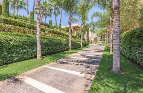 7 chambre Villa/Maison à vendre à Golden Mile avec piscine garage - 17 950 000 € (Ref: 8109617)