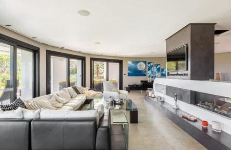 7 soveværelse Villa til salg i Marbella med swimmingpool garage - € 8.900.000 (Ref: 8109618)