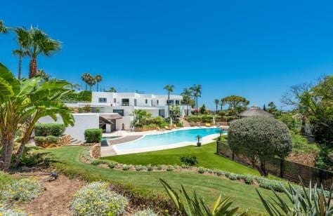 7 soveværelse Villa til salg i Marbella med swimmingpool garage - € 8.900.000 (Ref: 8109618)