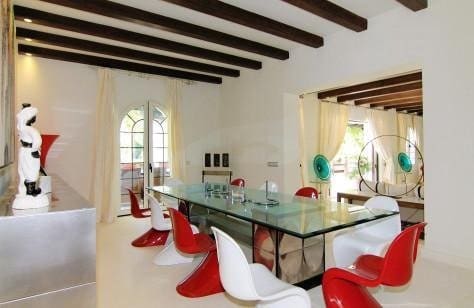 Chalet de 8 habitaciones en El Paraiso en venta con piscina garaje - 11.900.000 € (Ref: 8109620)