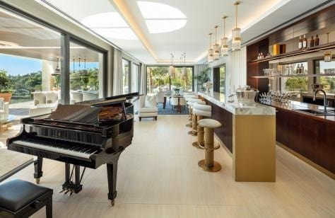 9 makuuhuone Huvila myytävänä paikassa Marbella mukana uima-altaan 
autotalli - 27 500 000 € (Ref: 8109621)