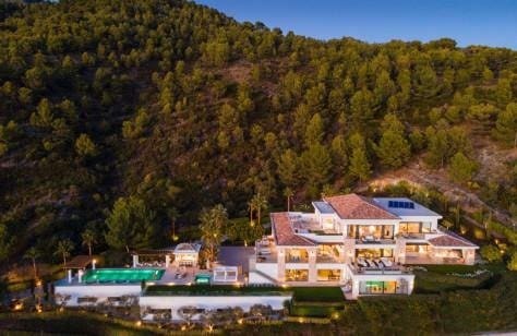 9 makuuhuone Huvila myytävänä paikassa Marbella mukana uima-altaan 
autotalli - 27 500 000 € (Ref: 8109621)