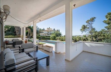 Chalet de 7 habitaciones en Marbella Centro, Marbella en venta con piscina garaje - 3.000.000 € (Ref: 8109622)