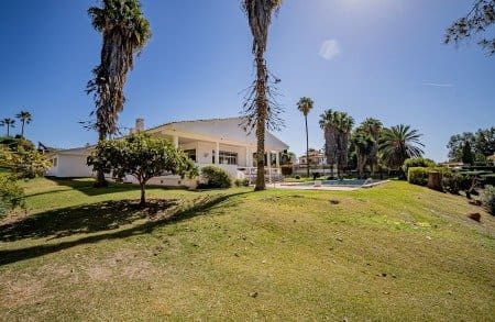 7 soveværelse Villa til salg i Marbella med swimmingpool garage - € 3.000.000 (Ref: 8109622)