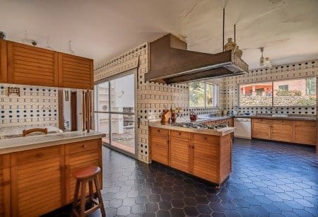 7 soveværelse Villa til salg i Marbella med swimmingpool garage - € 3.000.000 (Ref: 8109622)