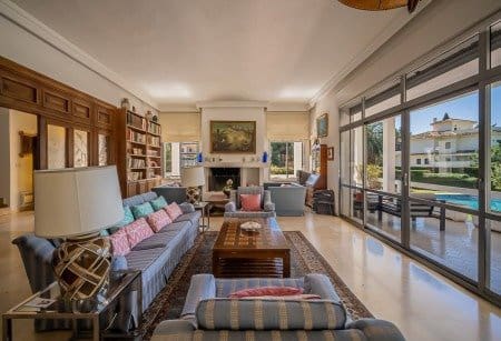 Chalet de 7 habitaciones en Marbella Centro, Marbella en venta con piscina garaje - 3.000.000 € (Ref: 8109622)