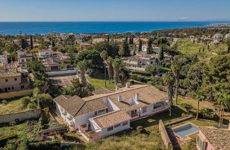7 soveværelse Villa til salg i Marbella med swimmingpool garage - € 3.000.000 (Ref: 8109622)