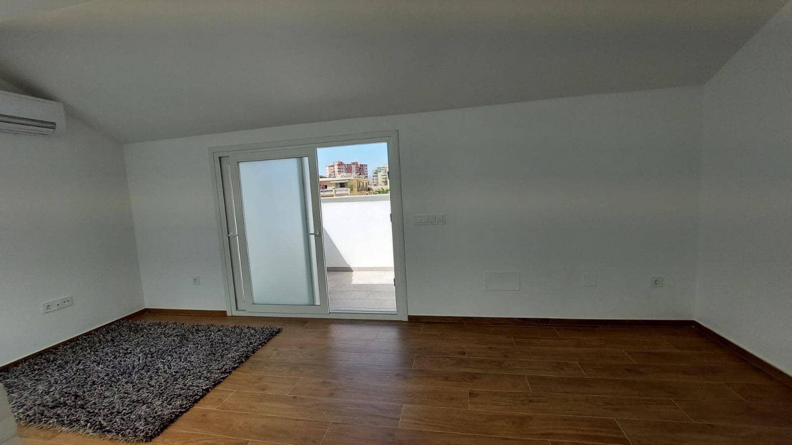 3 soveværelse Rækkehus til salg i Fuengirola - € 630.000 (Ref: 8109658)