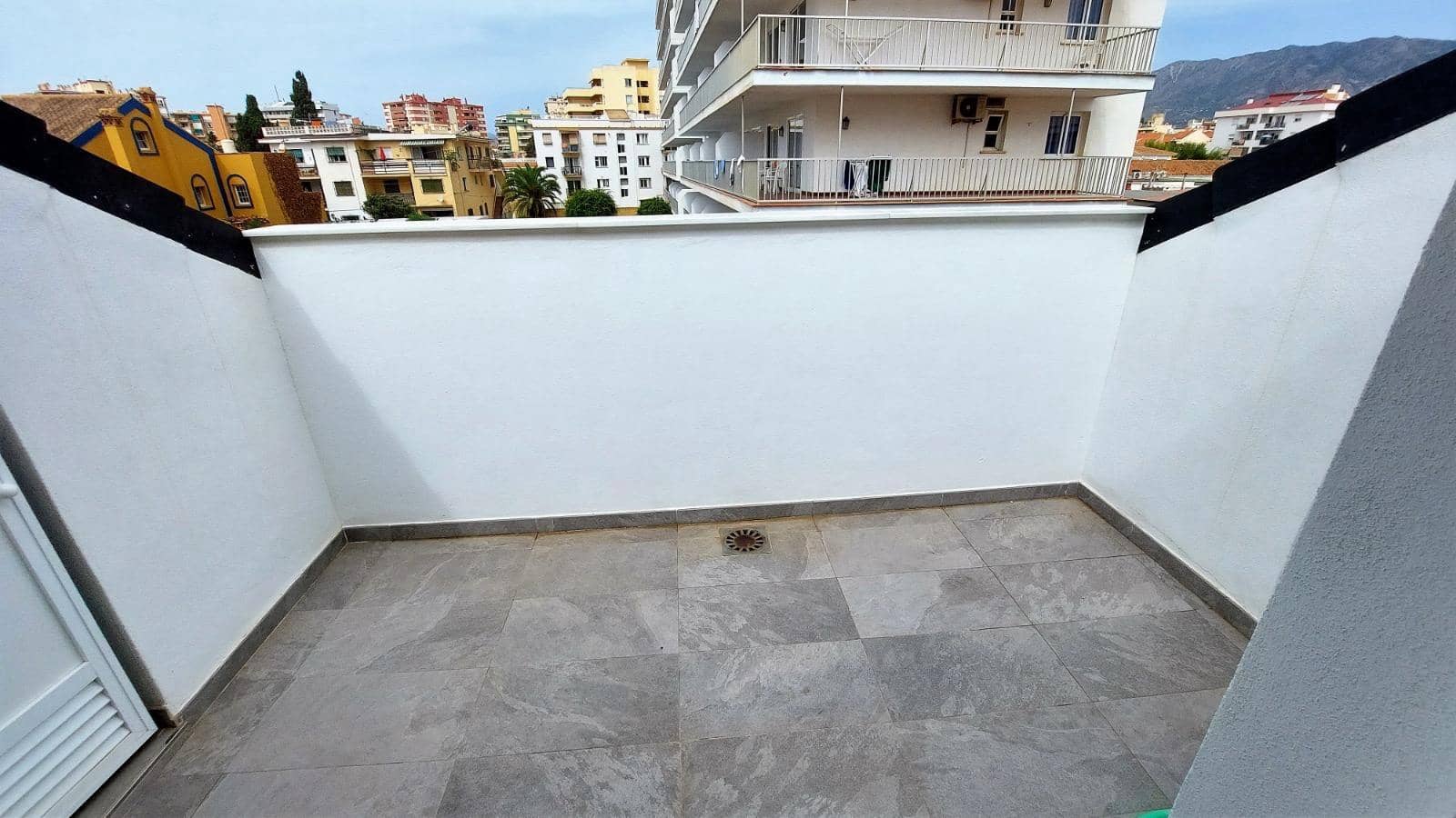 3 soveværelse Rækkehus til salg i Fuengirola - € 630.000 (Ref: 8109658)