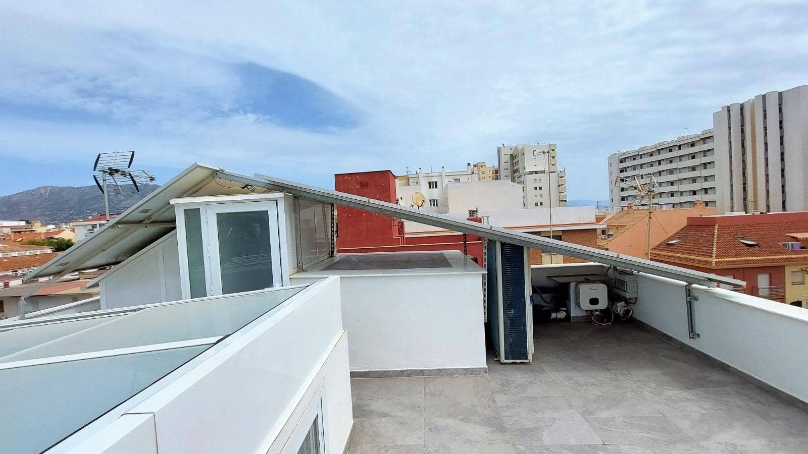 3 soveværelse Rækkehus til salg i Fuengirola - € 630.000 (Ref: 8109658)