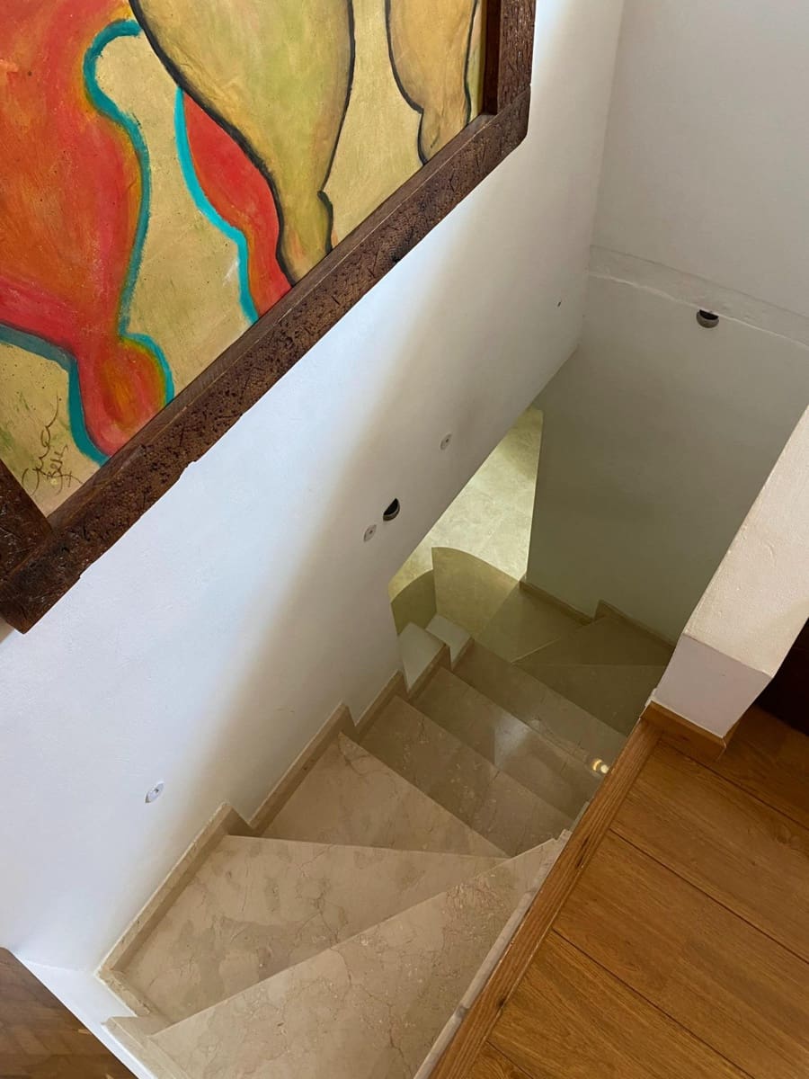 4 soverom Rekkehus til salgs i El Paraiso med svømmebasseng - € 740 000 (Ref: 8146516)