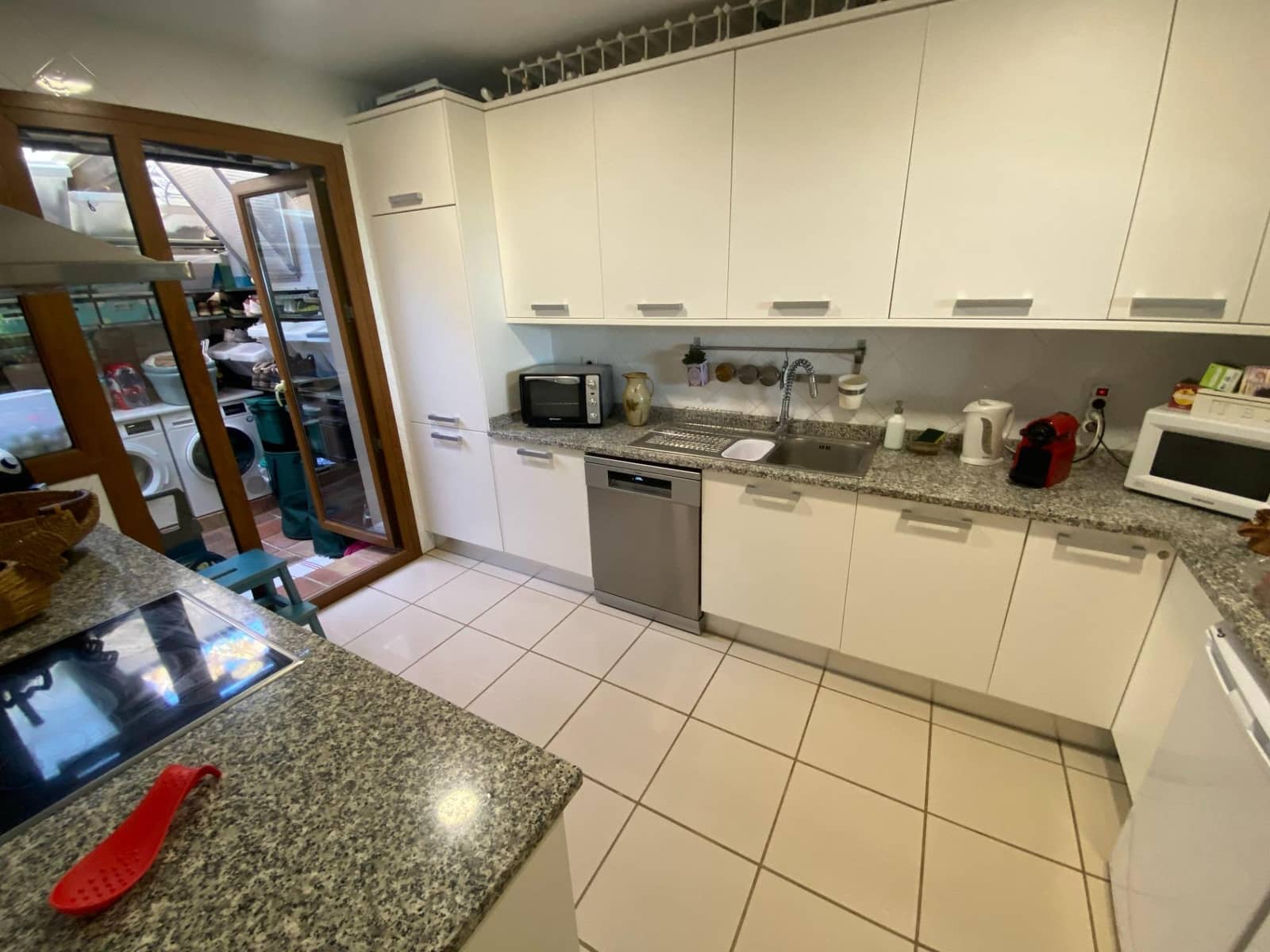 4 soverom Rekkehus til salgs i El Paraiso med svømmebasseng - € 740 000 (Ref: 8146516)