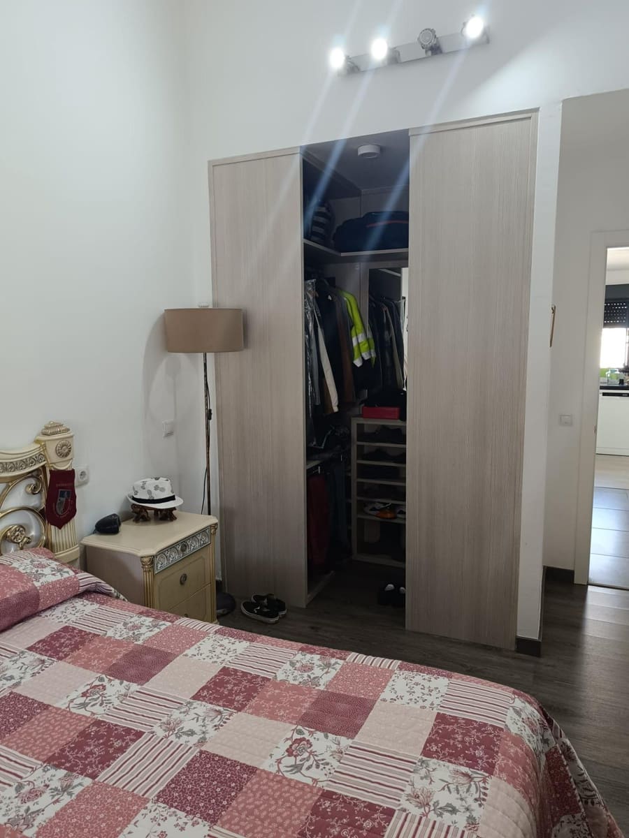 4 sypialnia Willa na sprzedaż w Miraflores z basenem garażem - 859 500 € (Ref: 8263159)