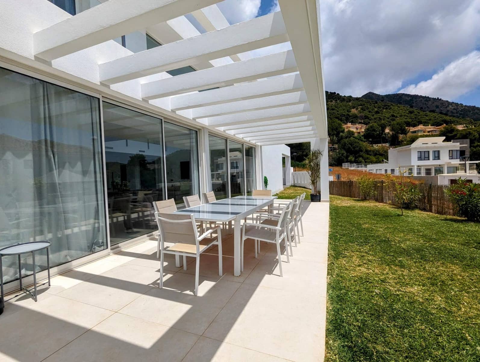 4 bedroom Villa for sale in Mijas with pool garage - € 1,600,000 (Ref: 8331625)