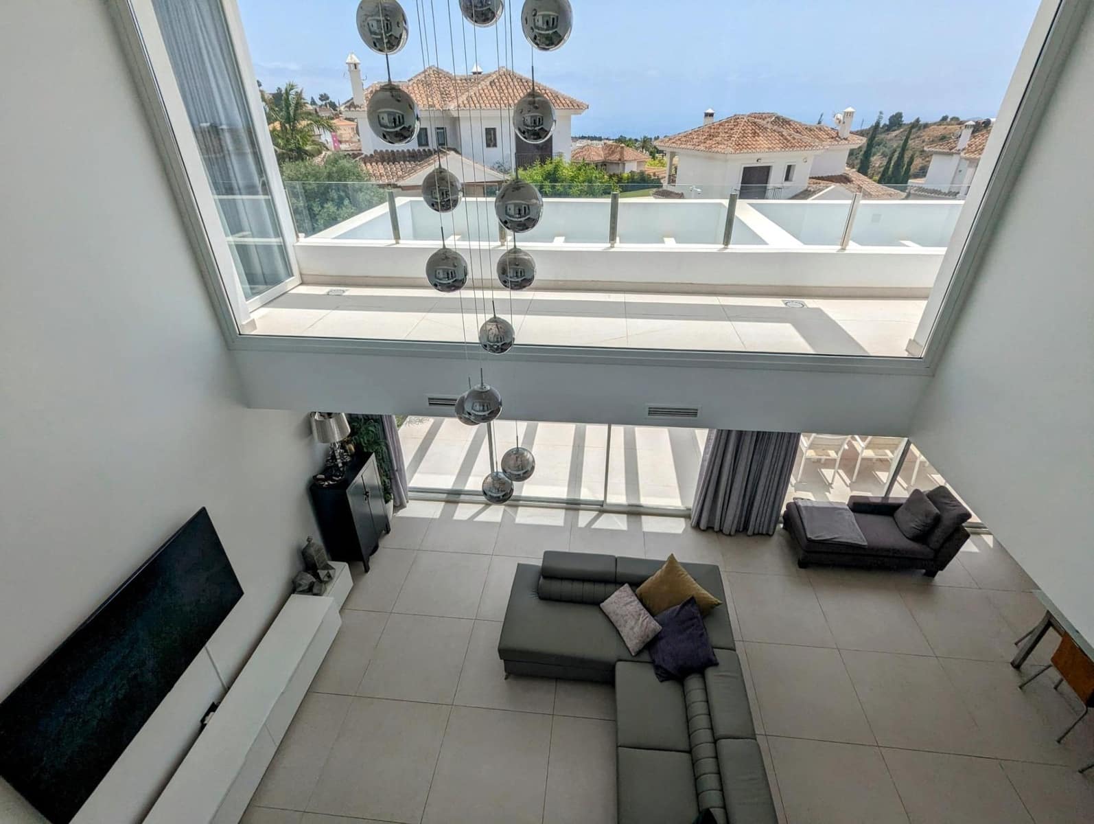 4 bedroom Villa for sale in Mijas with pool garage - € 1,600,000 (Ref: 8331625)
