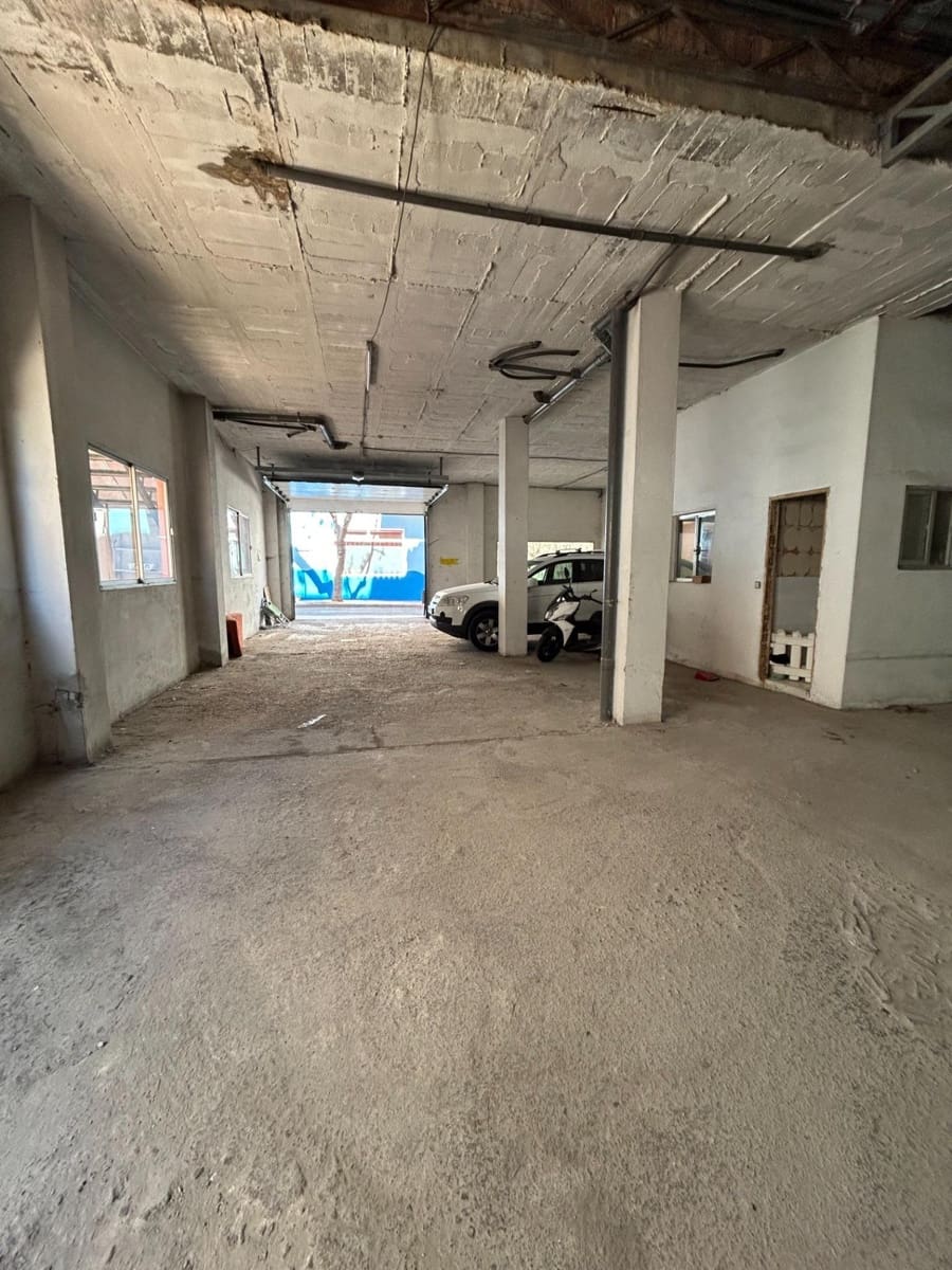 Garage til salg i Fuengirola - € 320.000 (Ref: 8333821)
