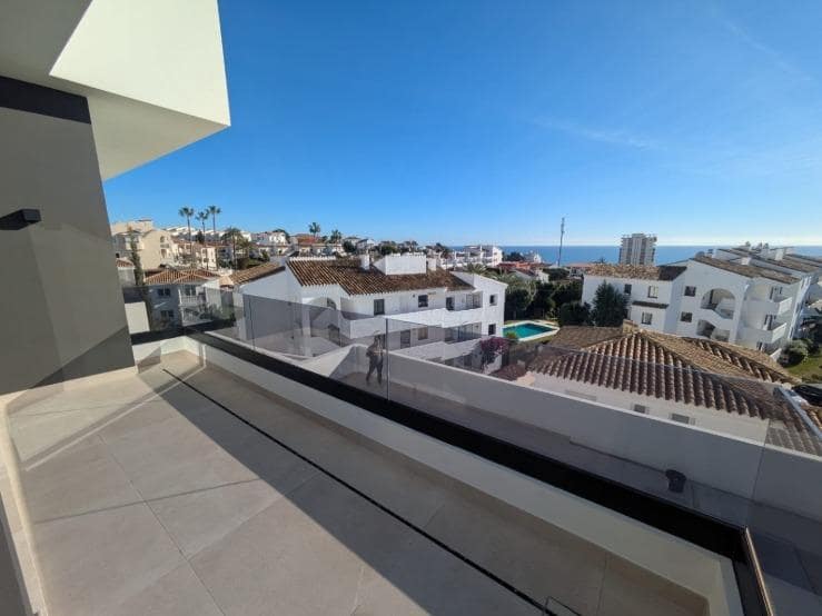 3 camera da letto Villa in vendita in Riviera del Sol con piscina garage - 1.750.000 € (Rif: 8448269)