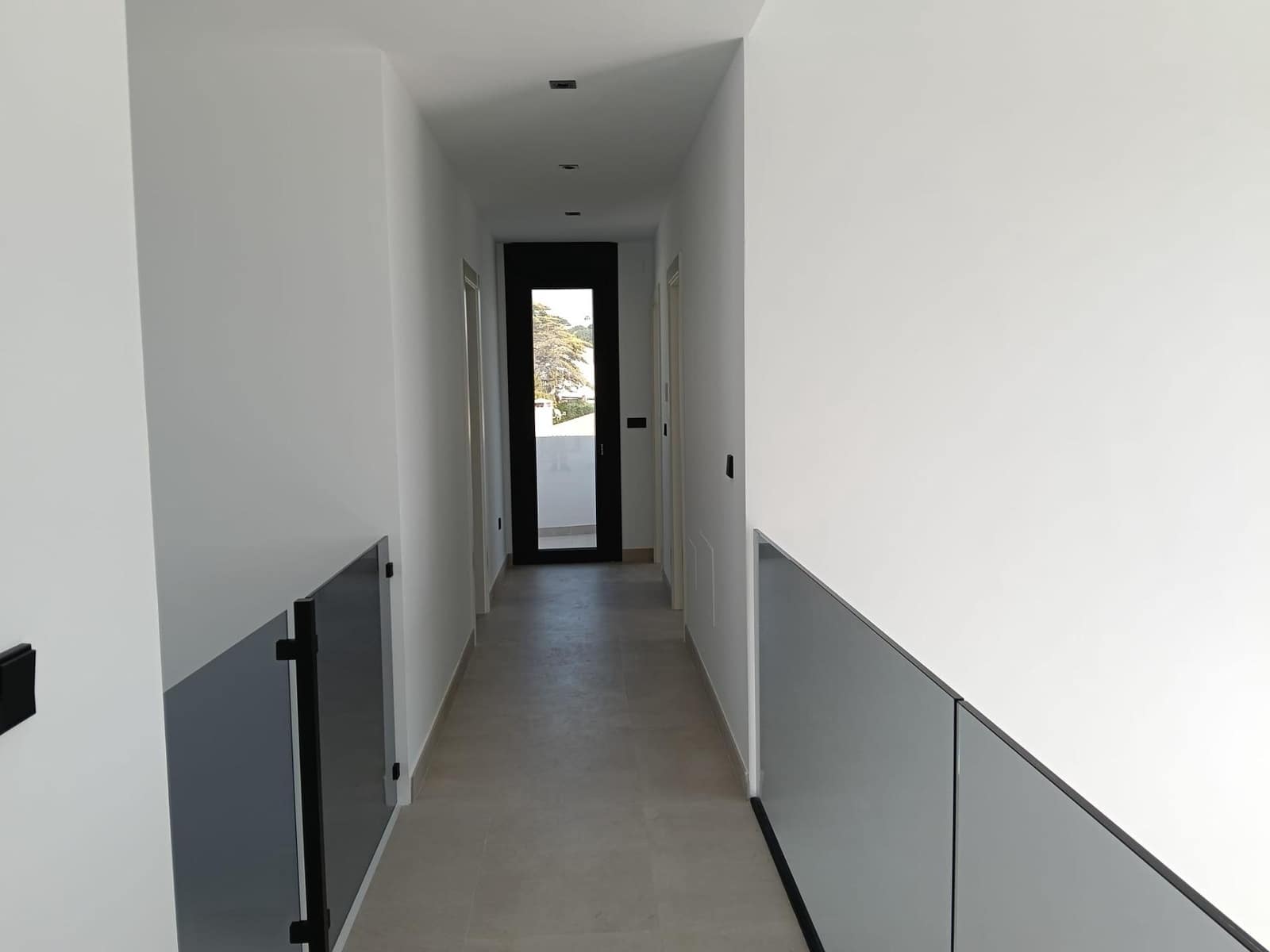 3 camera da letto Villa in vendita in Riviera del Sol con piscina garage - 1.750.000 € (Rif: 8448269)