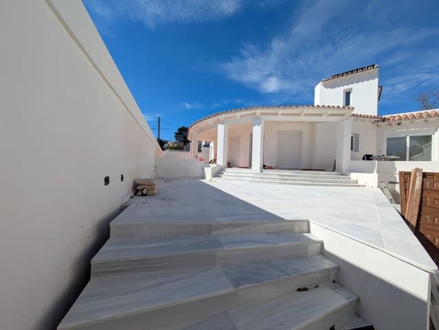 5 quarto Moradia para venda em Puerto Marina, Benalmádena com piscina - 1 277 000 € (Ref: 8539587)