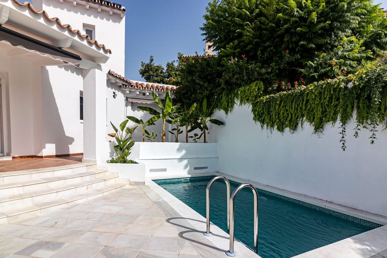 5 soveværelse Villa til salg i Benalmadena med swimmingpool - € 1.277.000 (Ref: 8539587)
