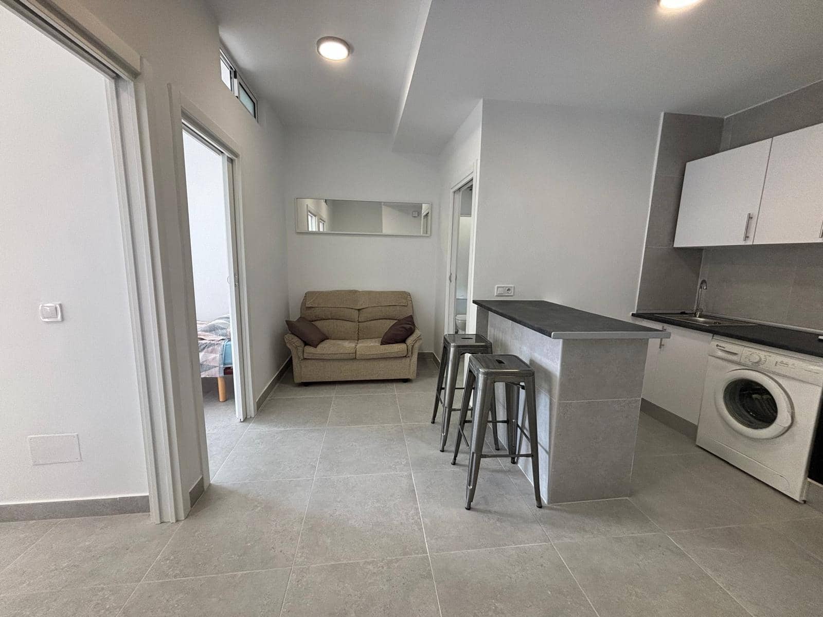 2 bedroom Flat for sale in Fuengirola - € 210,000 (Ref: 8559939)