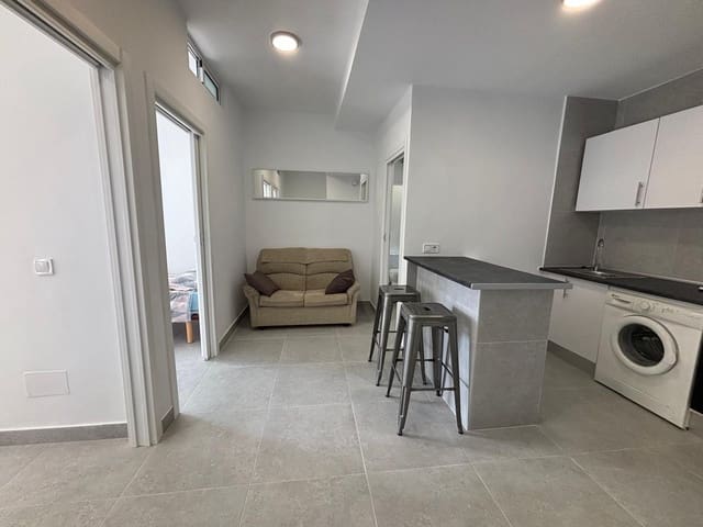 2 makuuhuone Asunto myytävänä paikassa Fuengirola - 210 000 € (Ref: 8559939)