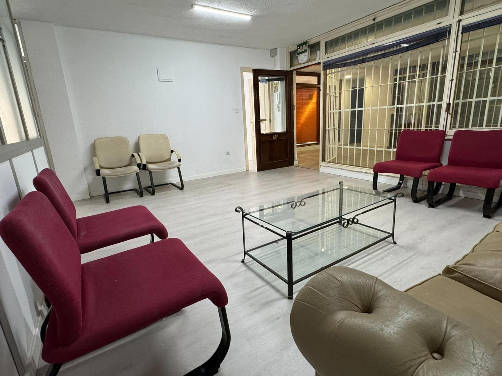 2 soveværelse Kontor til salg i Malaga by - € 350.000 (Ref: 8565273)