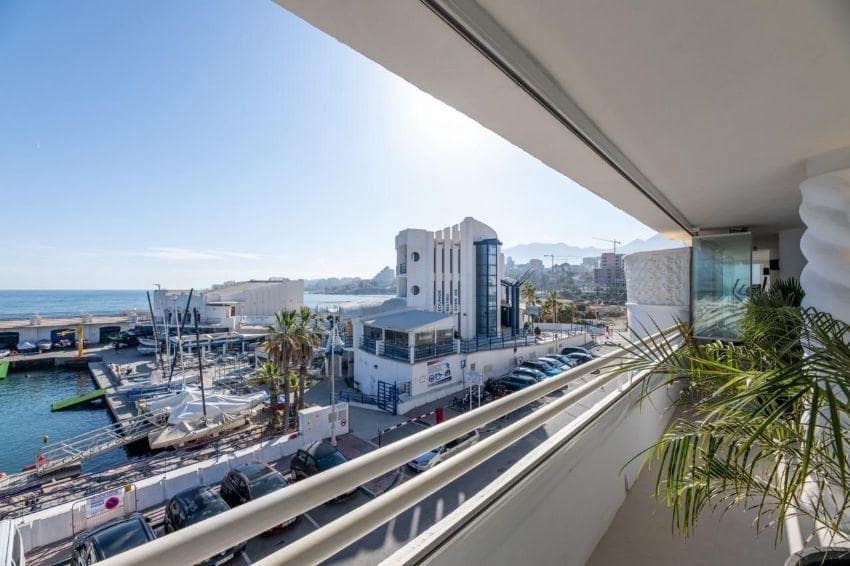 4 soverom Penthouse til salgs i Benalmadena med svømmebasseng garasje - € 1 975 000 (Ref: 8568184)