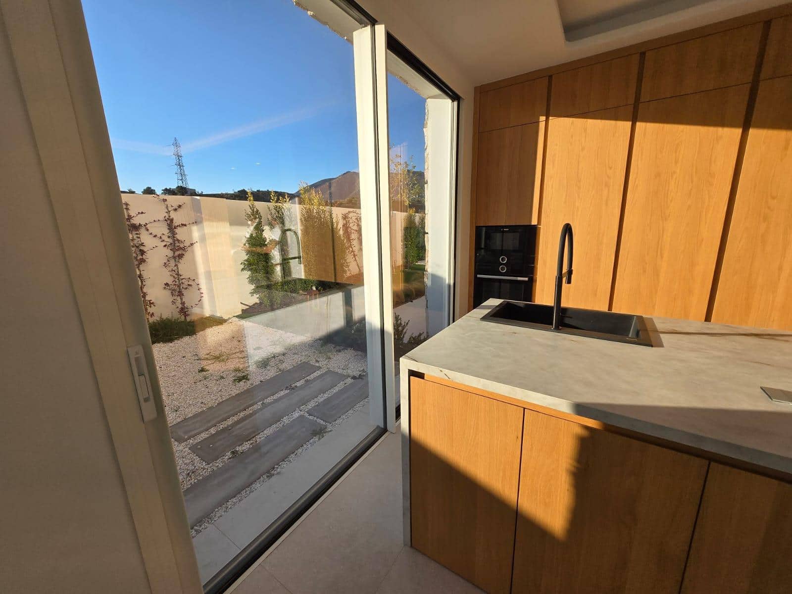 5 soveværelse Villa til salg i Fuengirola med swimmingpool garage - € 2.350.000 (Ref: 8603787)