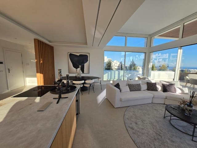 5 sypialnia Willa na sprzedaż w El Higuerón, Fuengirola z basenem garażem - 2 350 000 € (Ref: 8603787)