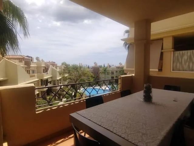 Apartamento de 3 habitaciones en Estepona en venta con garaje - 405.000 € (Ref: 8666289)