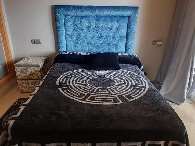 Apartamento de 3 habitaciones en Estepona en venta con garaje - 405.000 € (Ref: 8666289)